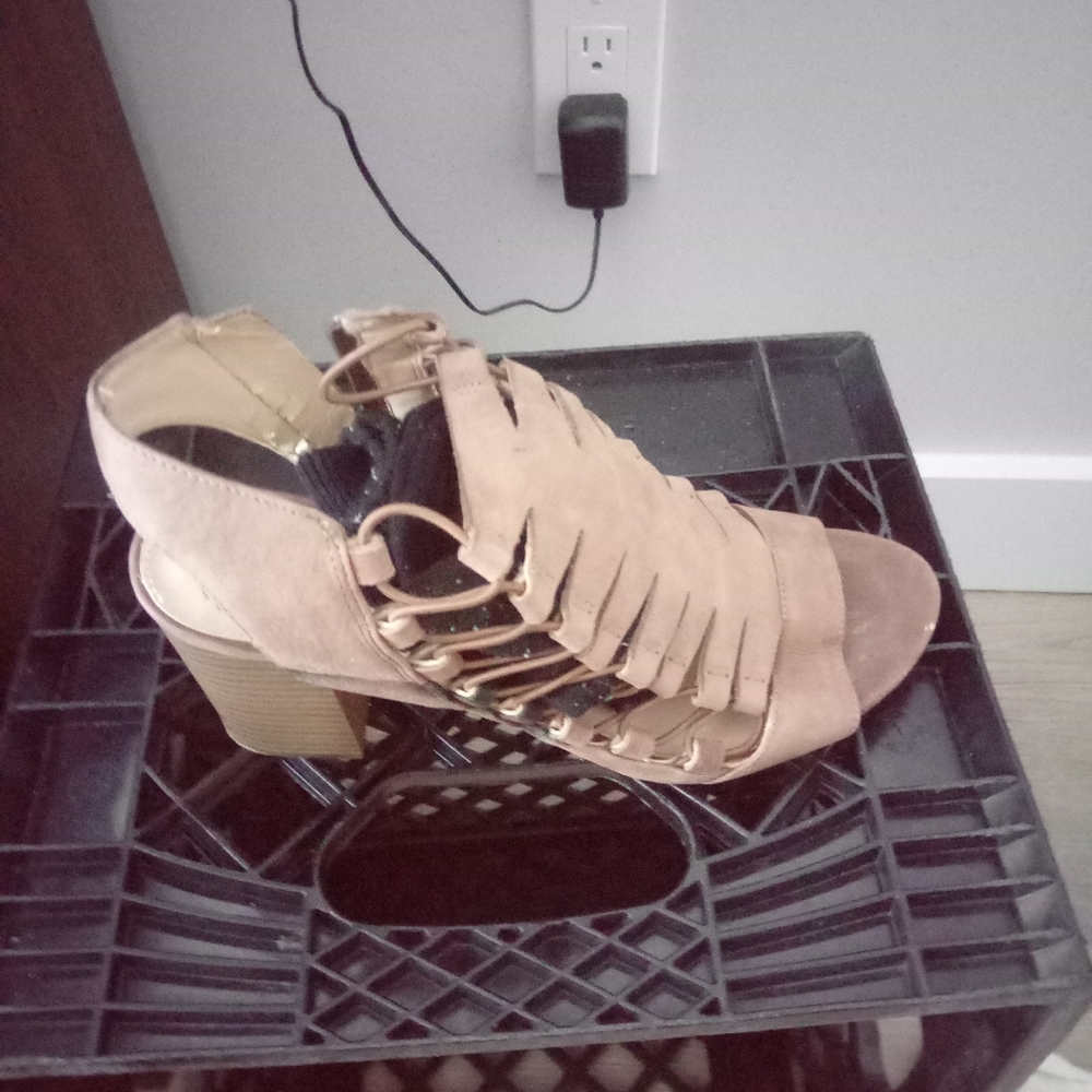 Vince Camuto heels